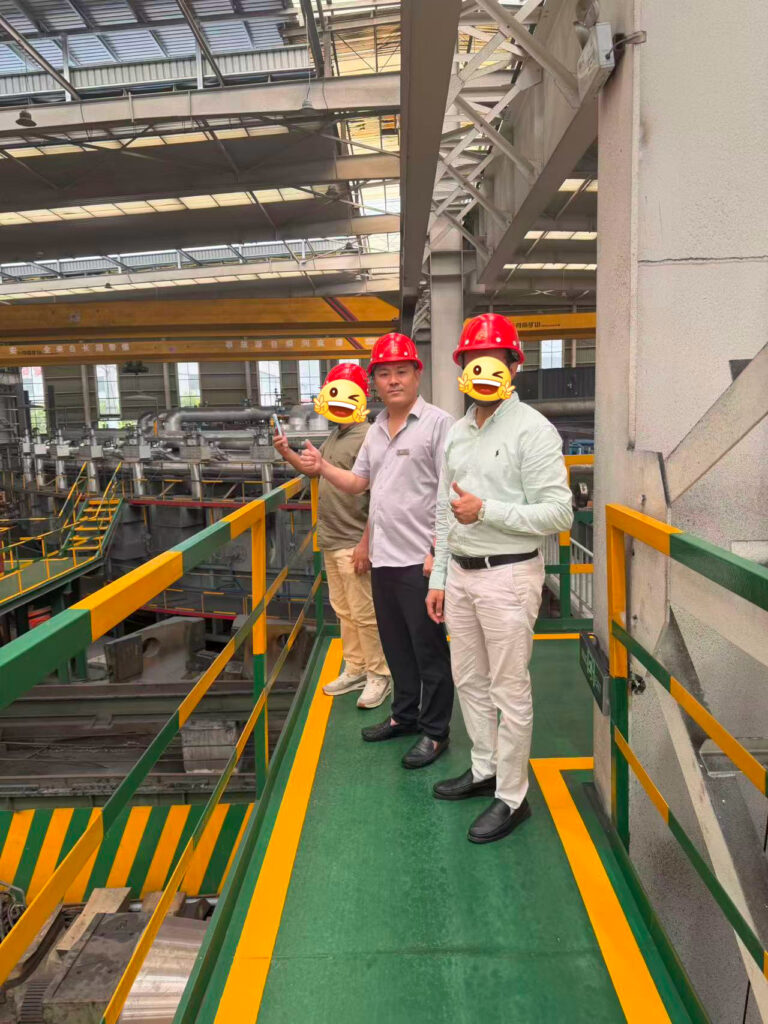 Traveling from Afar to Witness Craftsmanship: Overseas Clients Visit Dayang Steel Pipe Group and Shandong Petroleum Equipment Co., Ltd. for an In-Depth Inspection and Exchange
